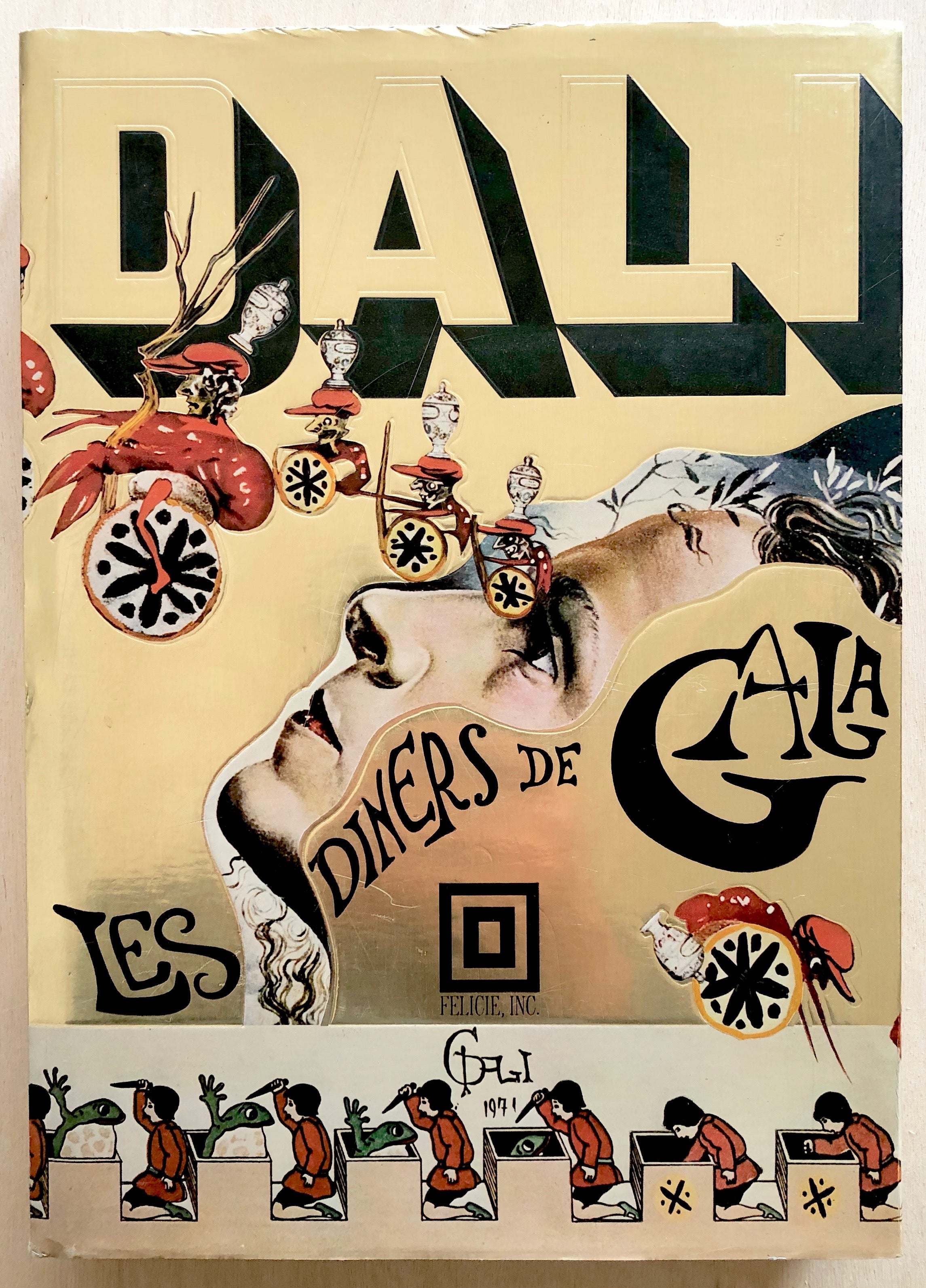 アート・デザイン・音楽 DALI LES DINERS DE GALA Amazon.com: Dalí. Les dîners de Gala: 9783836508766: Taschen