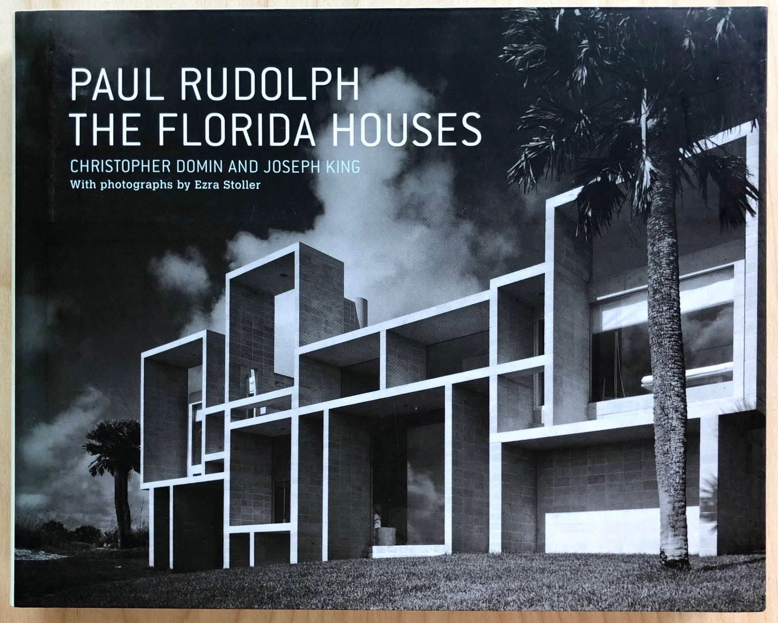洋書 PAUL RUDOLPH /THE FLORIDA HOUSES PAUL RUDOLPH: THE FLORIDA HOUSES by Christopher Domin and Joseph