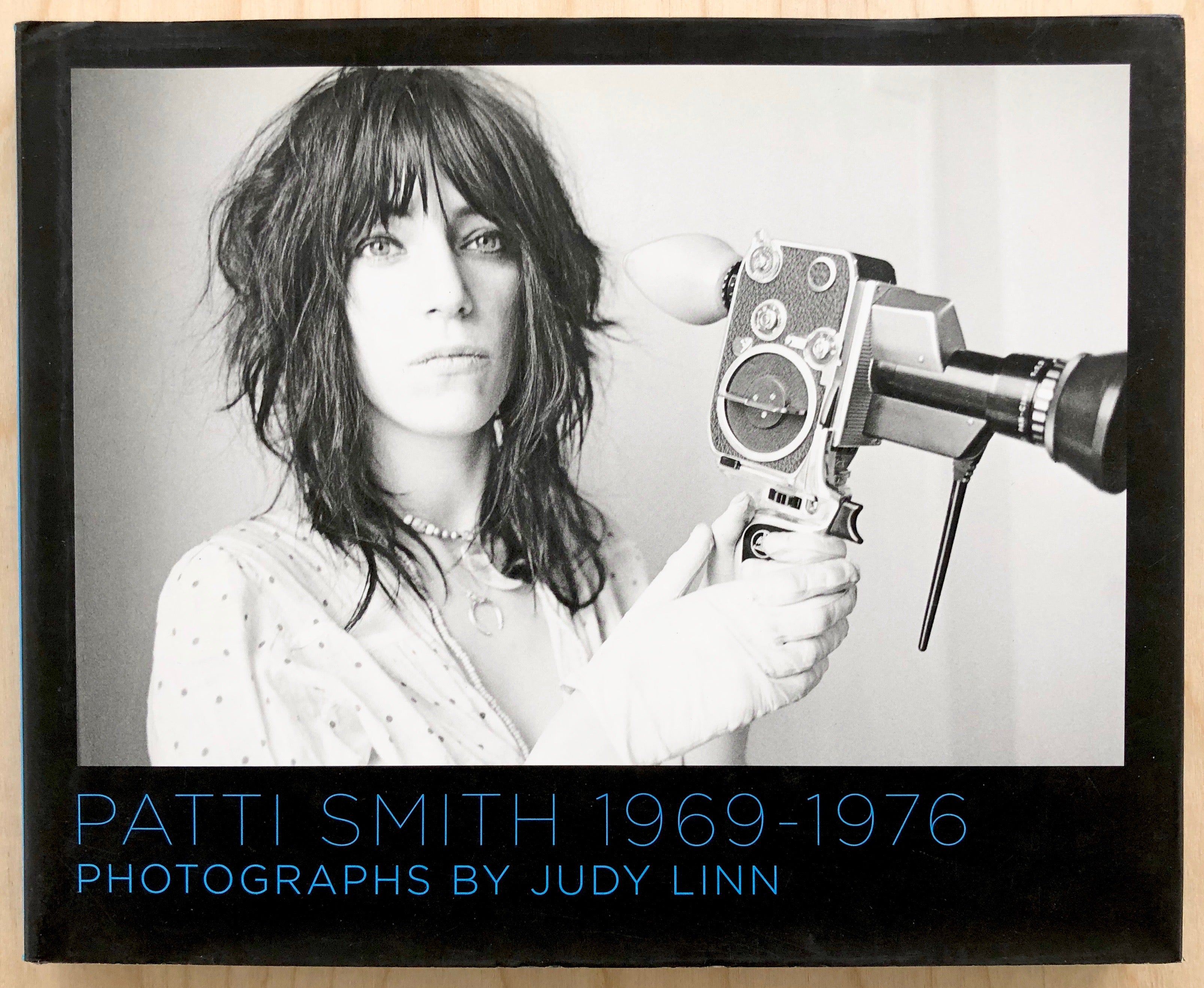 アート・デザイン・音楽 PATTI SMITH 1969-1976 JUDY LINN PATTI SMITH 1969-1976 by Judy Linn (SIGNED by Smith and Linn