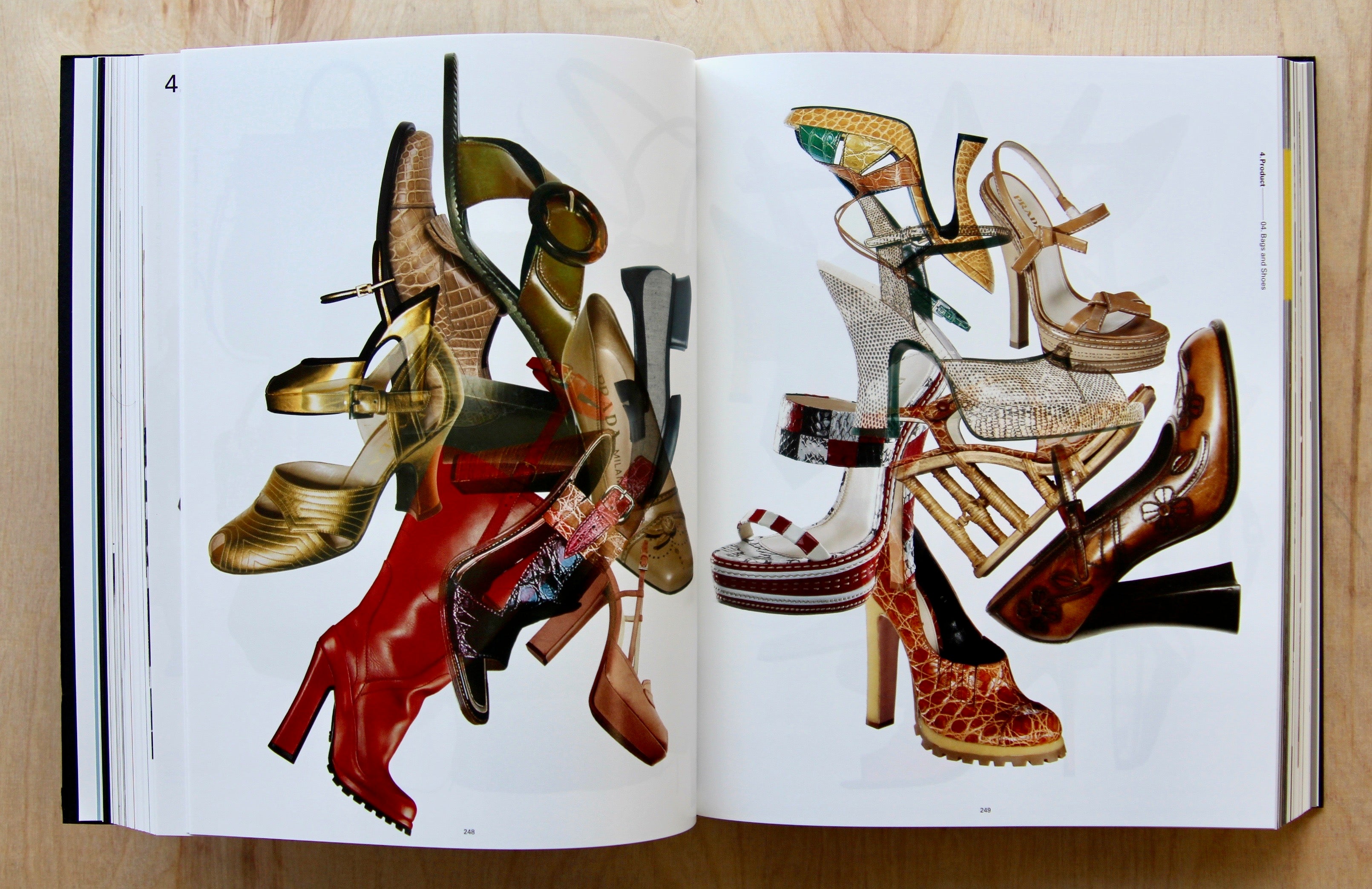 超美品　PRADA Fondazione Prada アートブック　写真集　洋書 PRADA by Miuccia Prada and Patrizio Bertelli – Familiar Trees